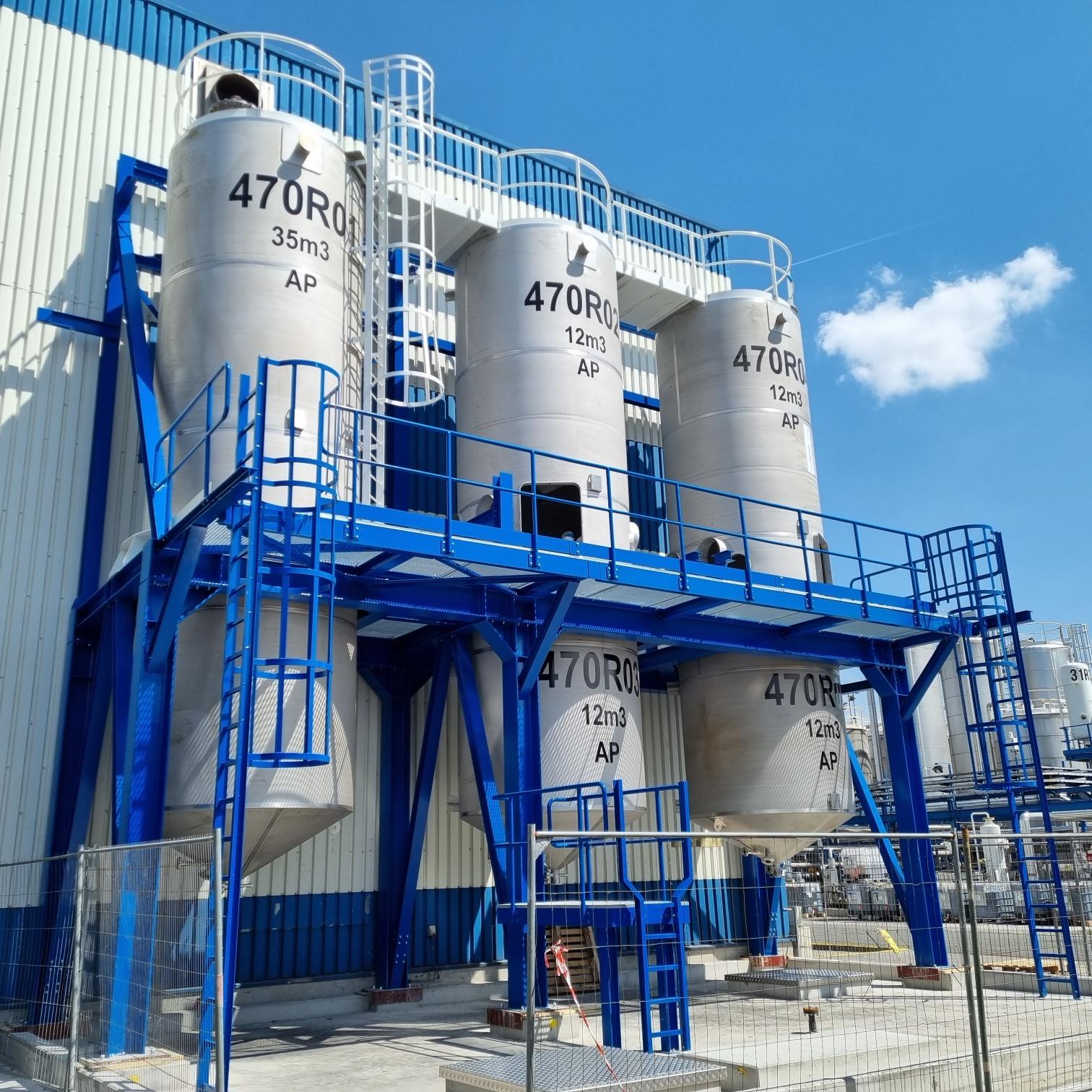 Opslagtanks door Verschoore & Verkouille